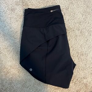 Lululemon Speed Up High-Rise shorts- long version size 8 black